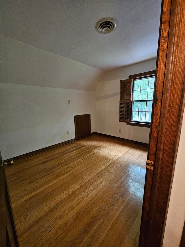 Building Photo - 3 bedroom 2 bath Cape in the heart of Rural Varina