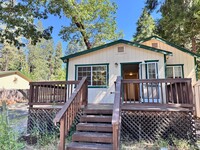Building Photo - Cute Little House in Grass Valley