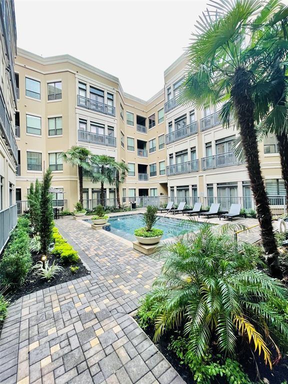 Building Photo - 1901 Post Oak Blvd