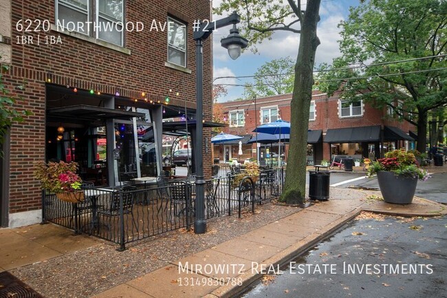 Building Photo - Beautifully Renovated 1BR/1BA Across from ...