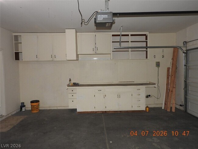 Building Photo - 9195 Briarthorne St