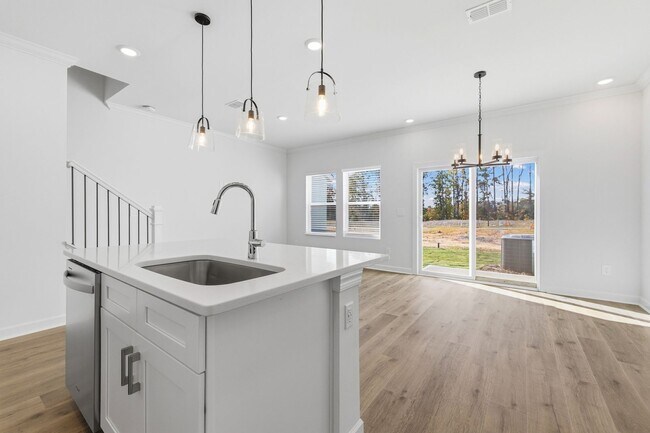 Building Photo - Brand new 3-bed, 2.5 bath townhome in Fort...