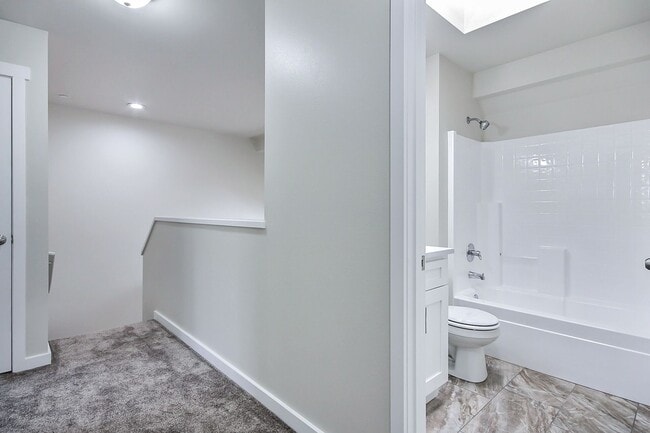 Building Photo - Updated, DuPont 3 BR home with AC for rent.
