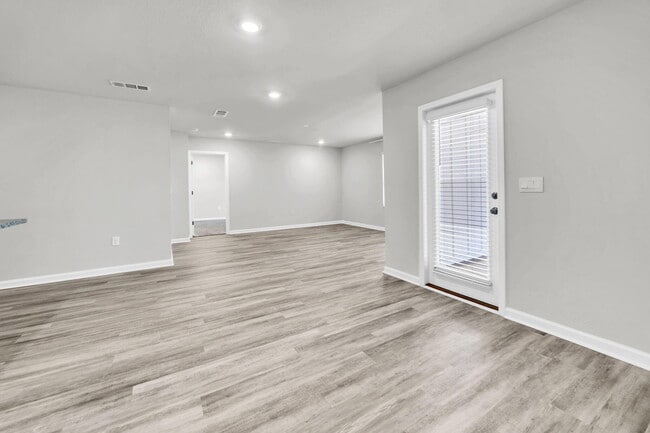 Building Photo - 3107 Tricia Cir