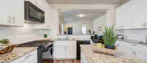 Building Photo - 3017 Bella Lago Dr