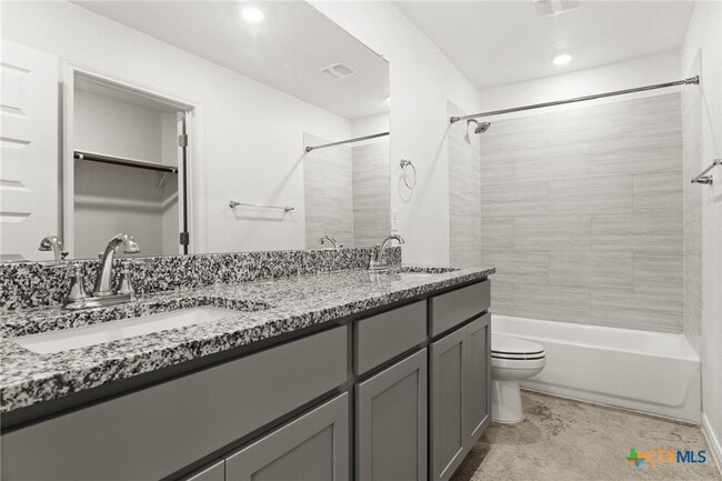 Building Photo - 911 Cherry Laurel Ln