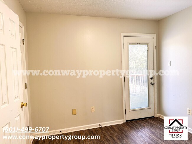 Building Photo - 1440 Pyramid Dr