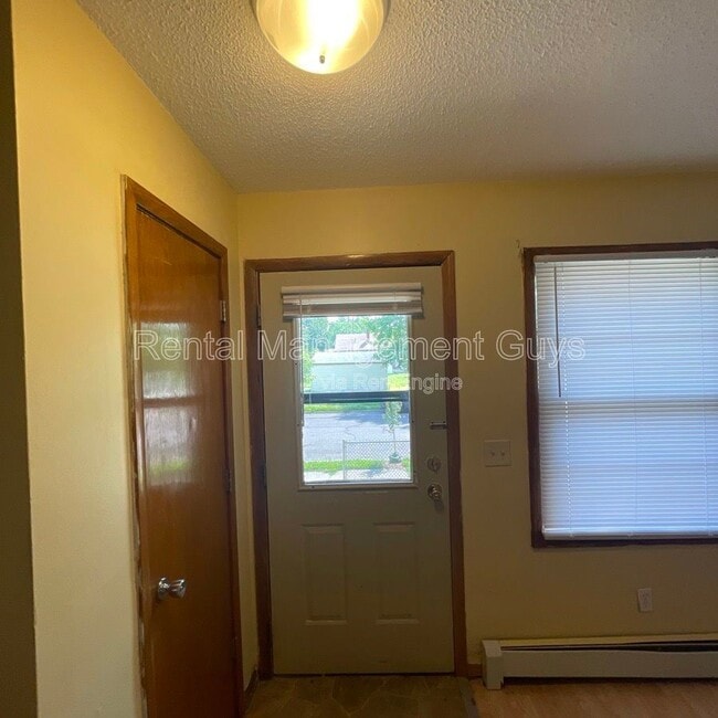 Building Photo - 501 N Morgan Ave