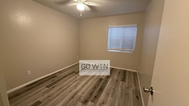 Building Photo - 755 W 1st Ave