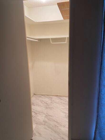 Building Photo - 9645 Spyglass Ave