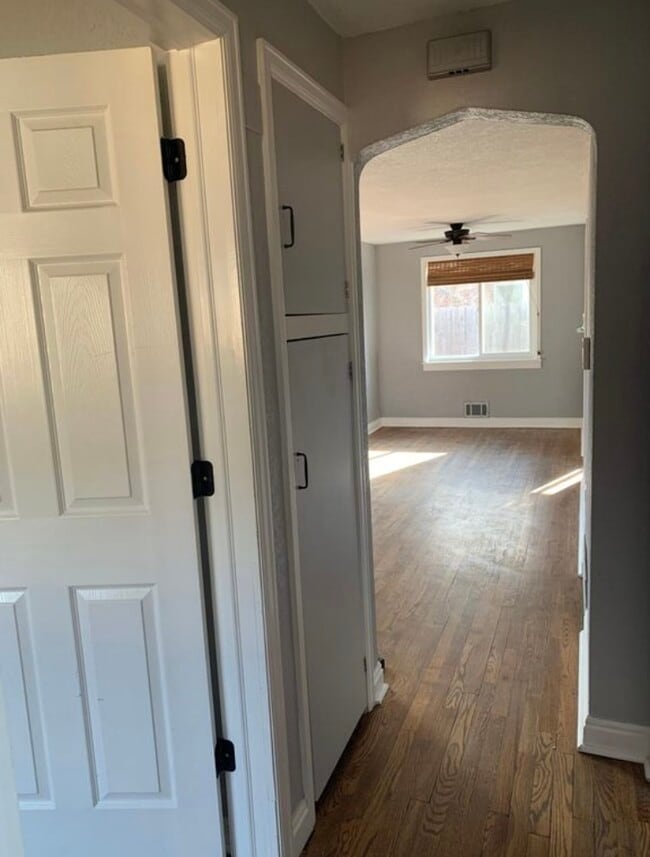 Building Photo - 3541 Olive St