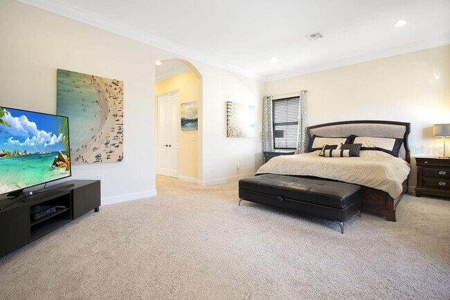 Building Photo - 8455 Via Vittoria Way