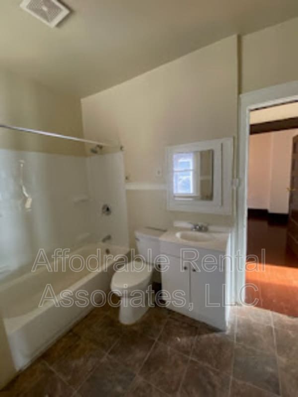 Building Photo - 2269 S 16th St