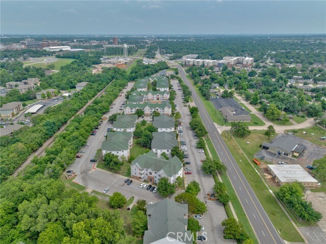 Building Photo - 2200 Classen Blvd