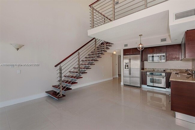 Building Photo - 41 SE 5th St