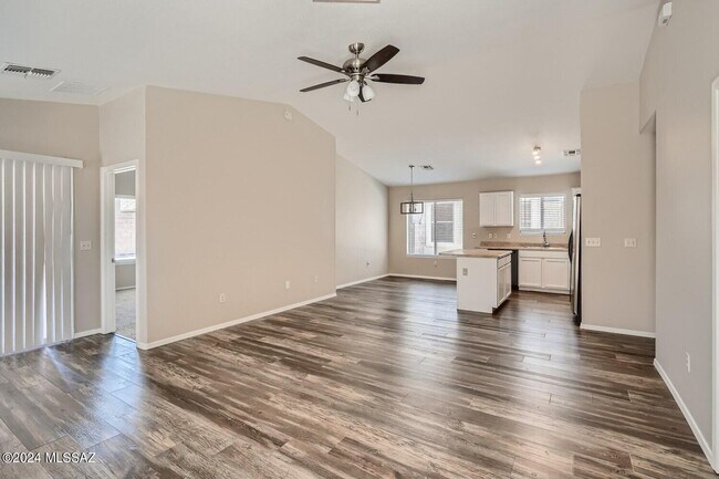Building Photo - 13194 E Mineta Ridge Dr