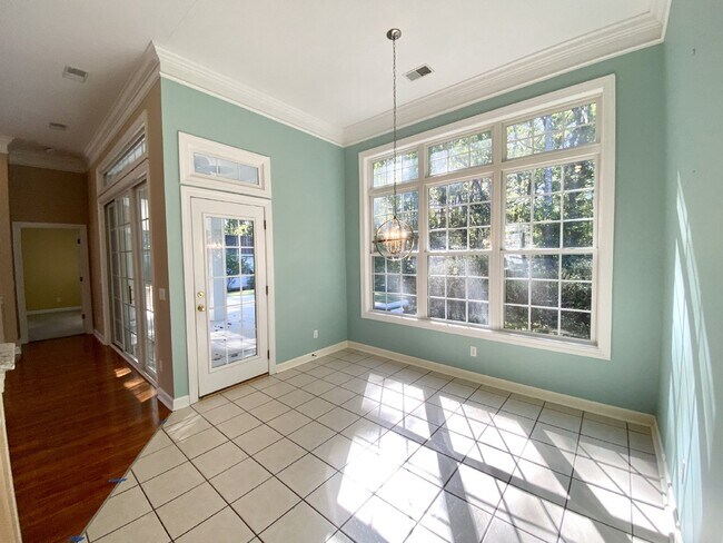 Building Photo - Gorgeous, Island West Home Available  for Rent!