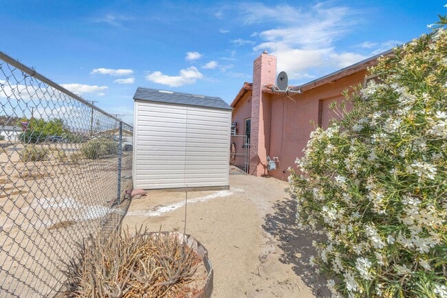 Building Photo - 6365 Cahuilla Ave