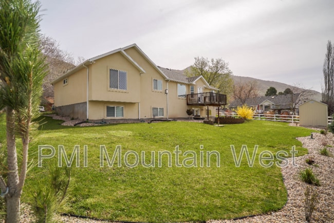 Building Photo - 144 S Mountain Rd