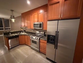 Building Photo - 18 Norfolk St