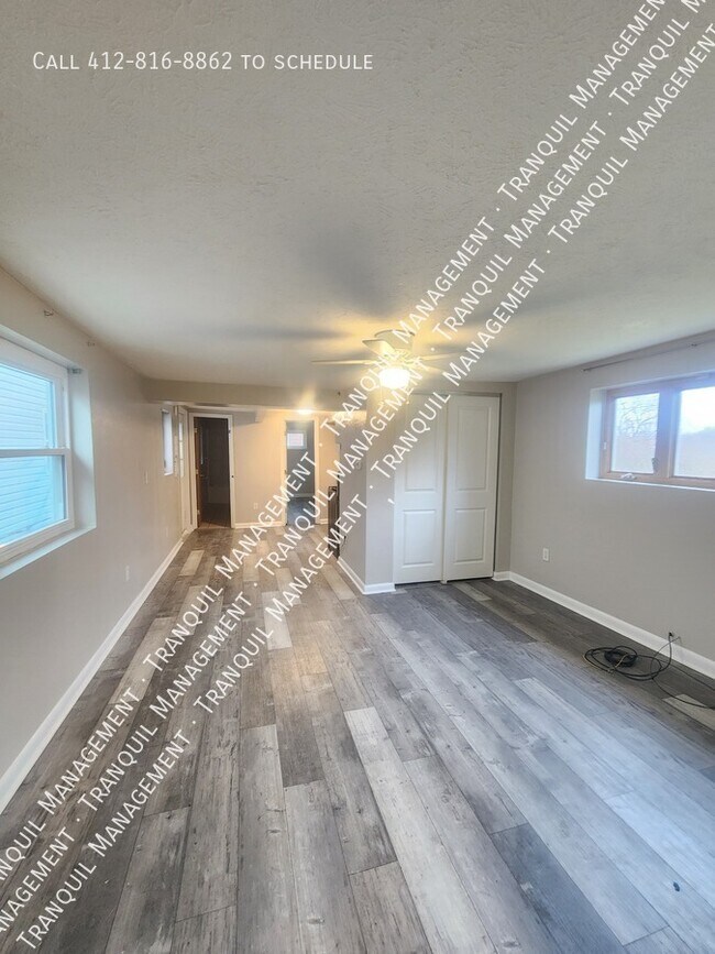 Building Photo - 542 Reed St