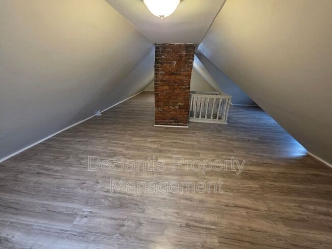 Building Photo - 2504 Olympia St