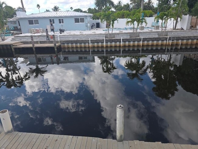 Building Photo - 1501 SW 57th Ave