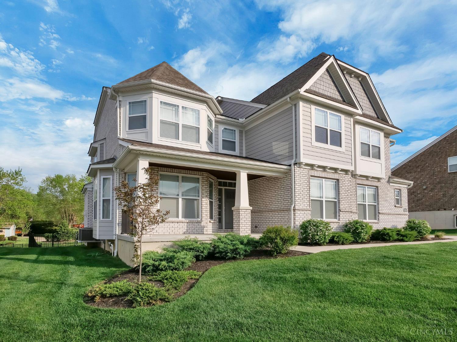 Building Photo - 5874 Spinney Ct