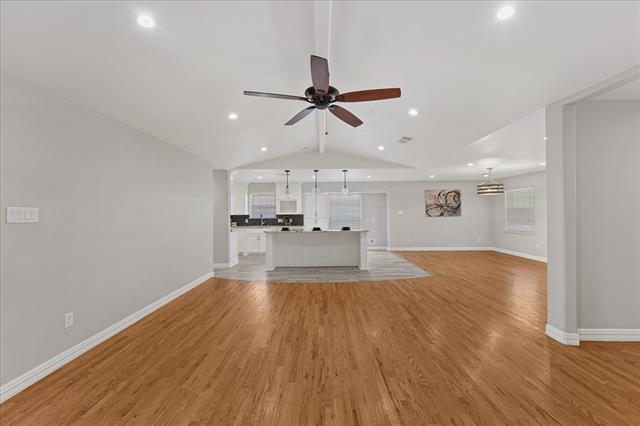 Building Photo - 5429 Enderly Pl