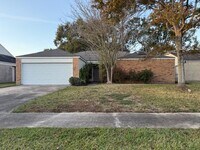 Building Photo - 15711 Stonehaven Dr