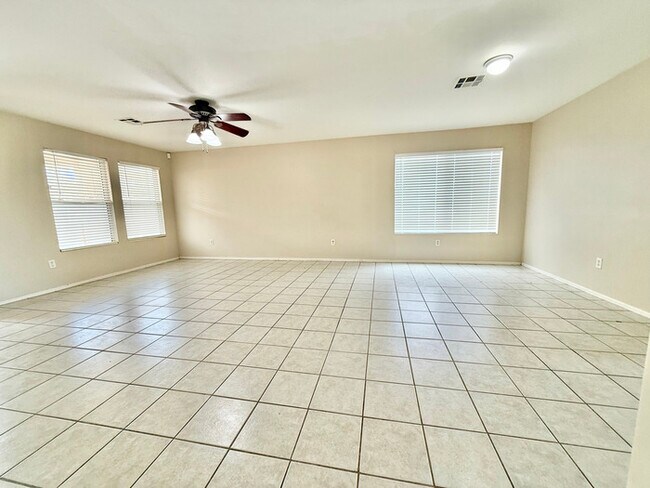 Building Photo - Fabulous 3-Bedroom home For Rent!!
