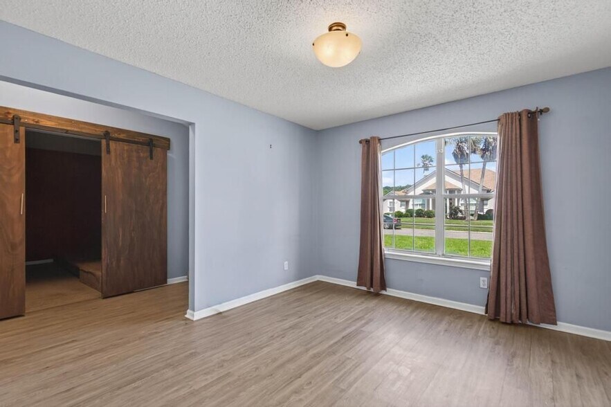 Building Photo - 10842 Lydia Estates Dr