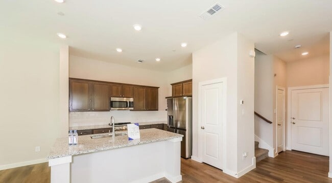 Building Photo - AVAILABLE NOW