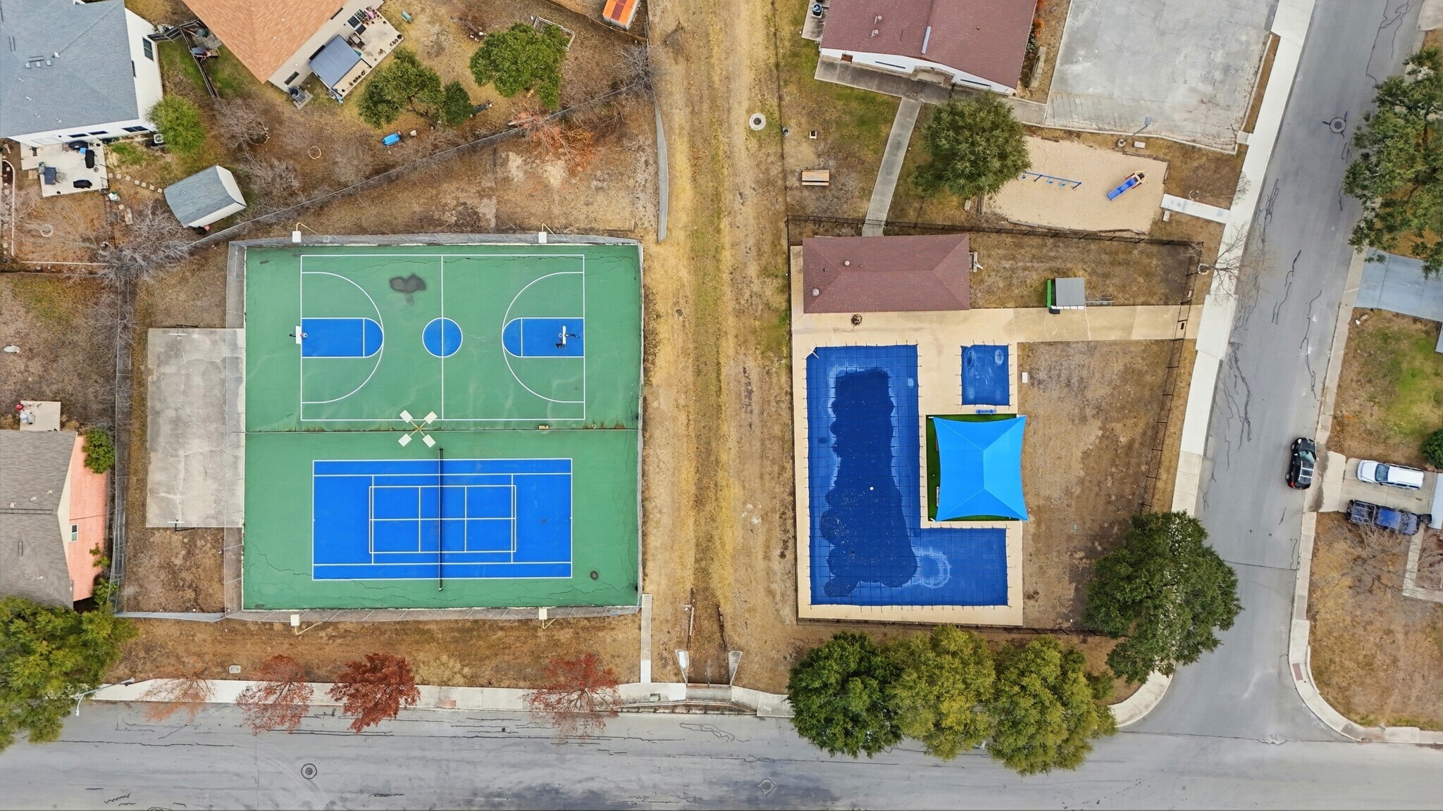 Building Photo - 9110 Roquefort