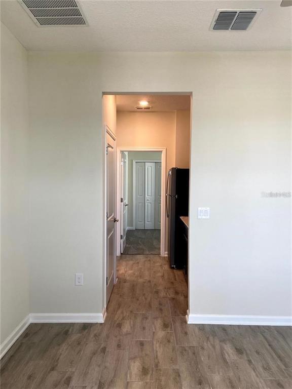 Building Photo - 1358 Lassen St