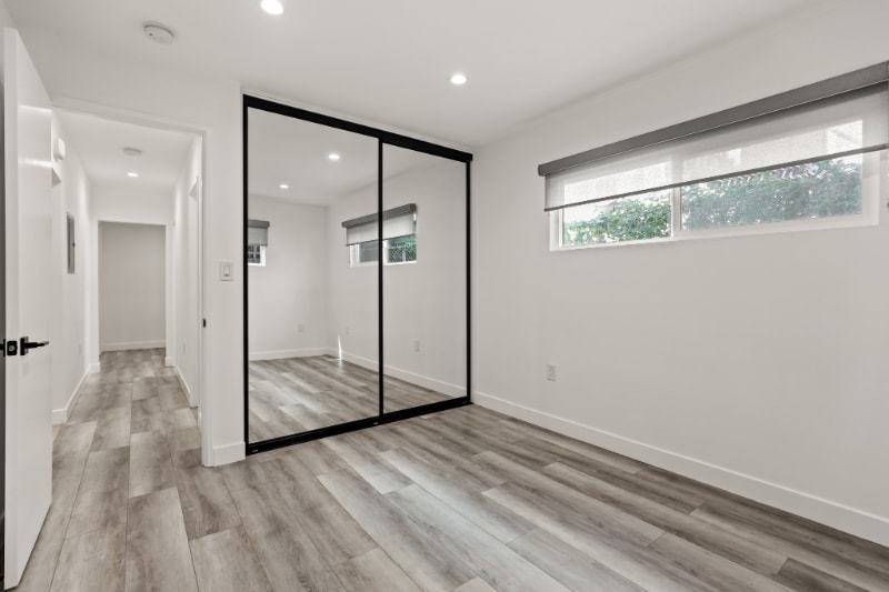 Building Photo - 410 Lucas Ave