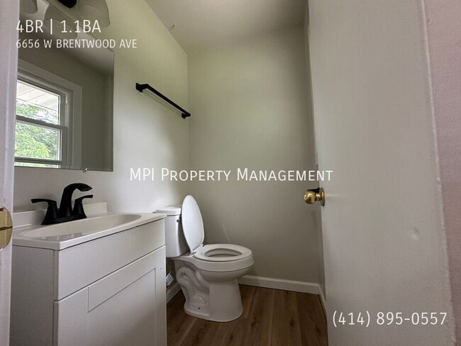 Building Photo - 6656 W Brentwood Ave