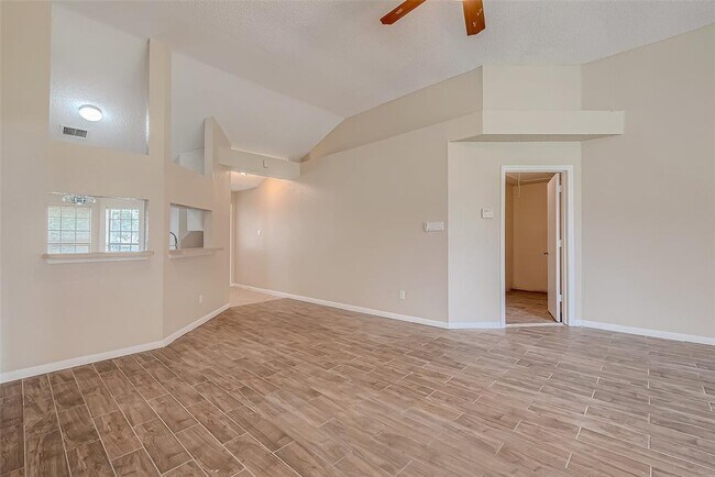 Building Photo - 4422 Waterfall Way