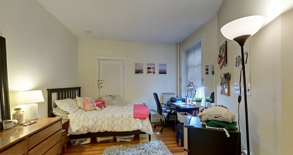 Building Photo - 1130 Commonwealth Ave