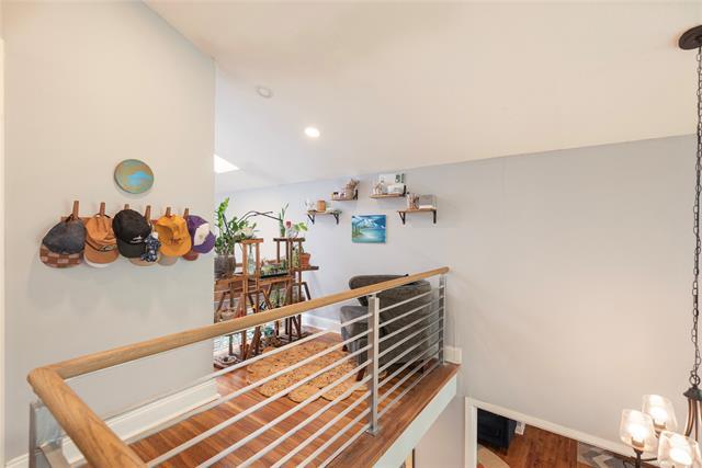 Building Photo - 9405 Pinewood Dr
