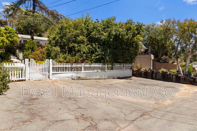 Building Photo - 4535 Upland St