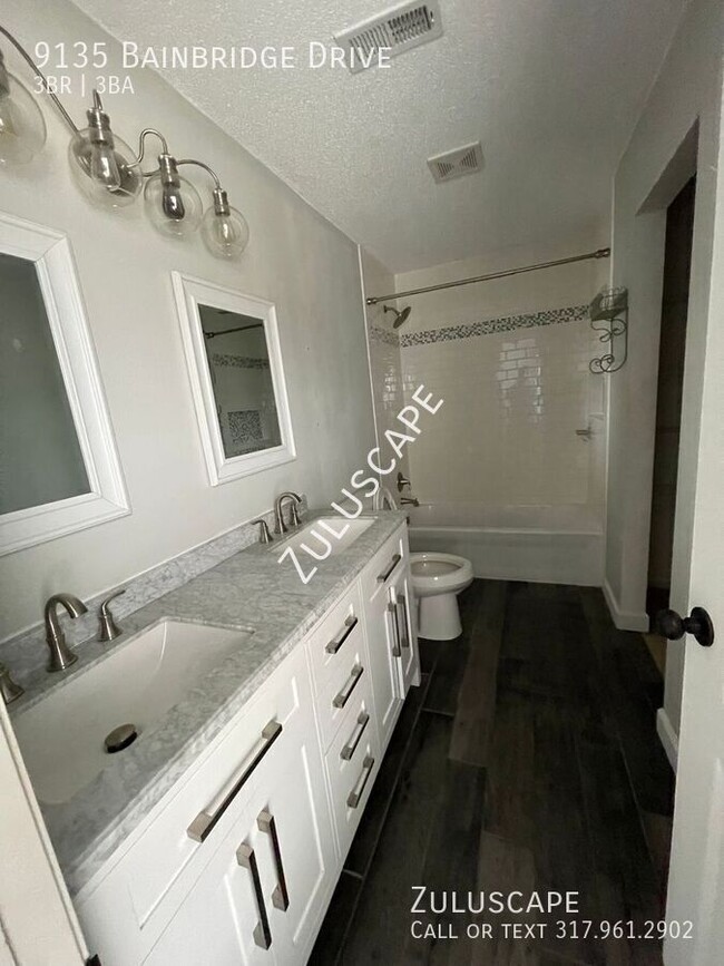 Building Photo - 9135 Bainbridge/ 3 bed 2.5 Bathroom in Cam...