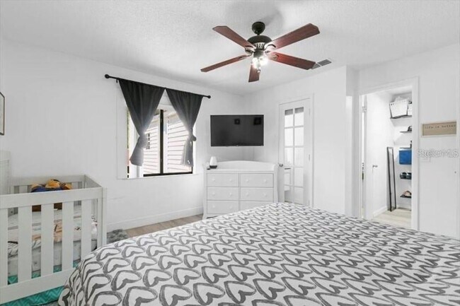 Building Photo - 2506 Bali Cir