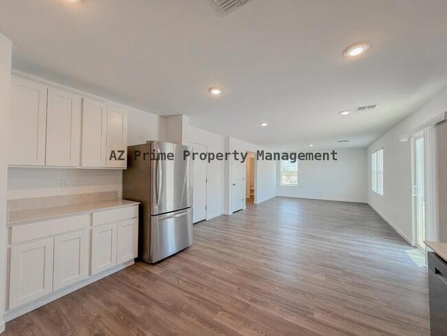 Building Photo - 239 Sonoran Vis Cir
