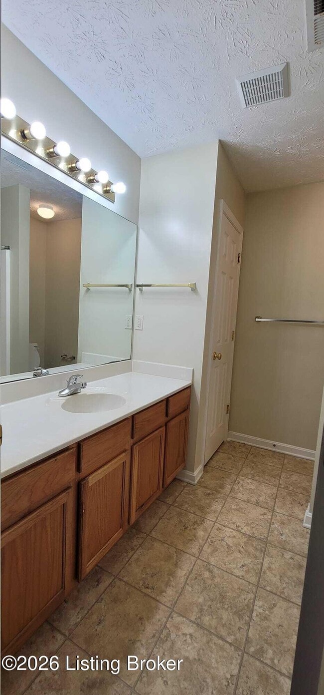 Building Photo - 5603 Collington Ct