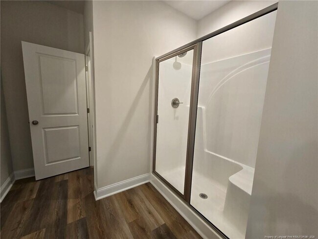 Building Photo - 111 Pine Needle Dr