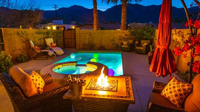 Building Photo - 53220 Avenida Navarro