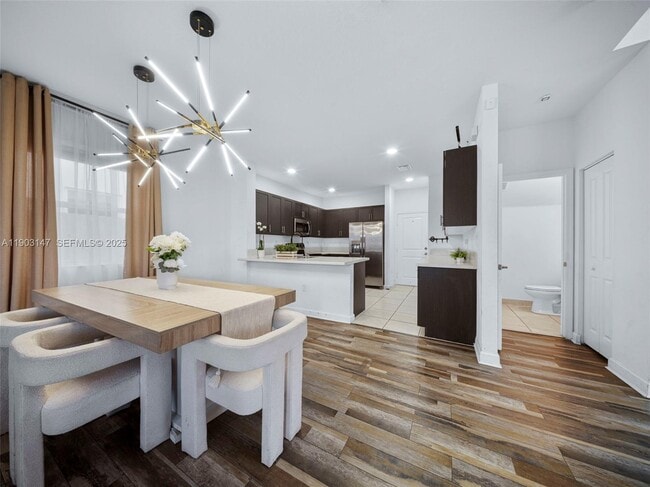 Building Photo - 1411 SE 26th Rd