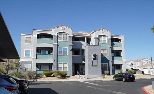 Building Photo - 6955 N Durango Dr