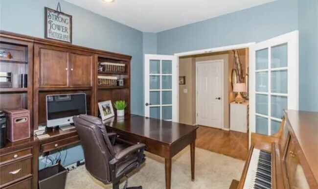 Building Photo - 1333 Lookout Springs Dr